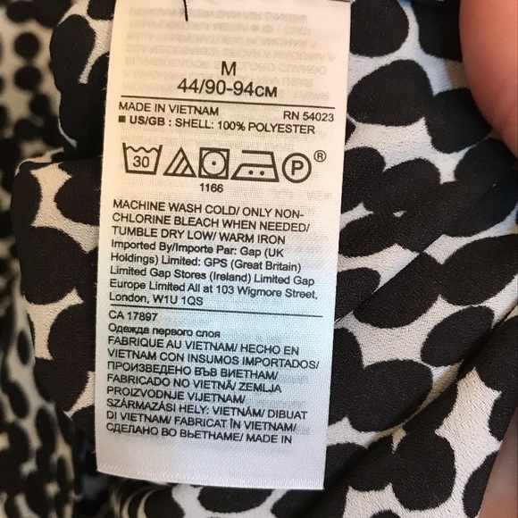 Banana republic blouse size medium - Picture 8 of 11